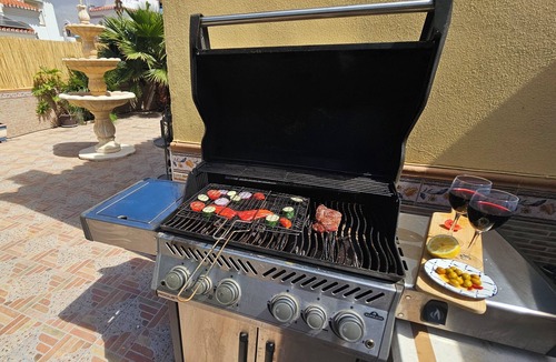 Torremolinos House | 13 Guest Villa 3 min Walk to Beach BBQ Cinema Perfect for Groups
