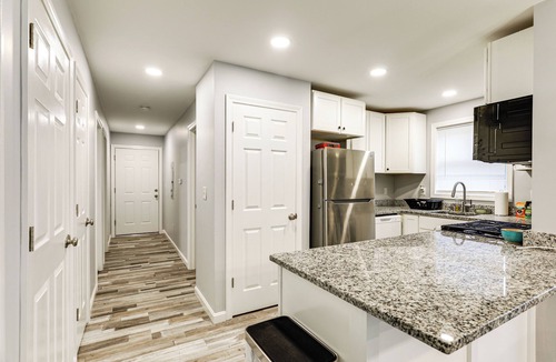 Attleboro House | 13 Mi to Gillette Stadium: Pet-Friendly Apt!
