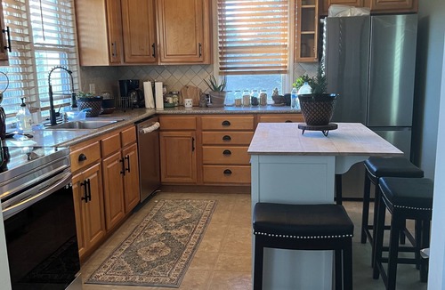 Beaverdam Lake-Salisbury Mills Cottage | 13 miles from West Point Entire Cottage on 1.5 acres 3BR 2BAn
