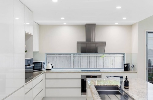 Mount Coolum House | 13 Wave Crescent, Mount Coolum