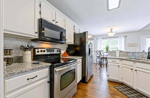 Cartersville Cottage | 13 Windfield Dr, Cartersville