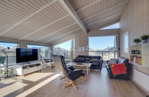 Houvig Strand House | 130 m² House ∙ 4 bedrooms ∙ 10 guests