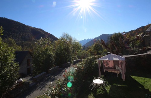 Benque-Dessous-et-Dessus House | 130m² gîte with garden, terrace, garage, wifi - rated 3 stars and 3 épis