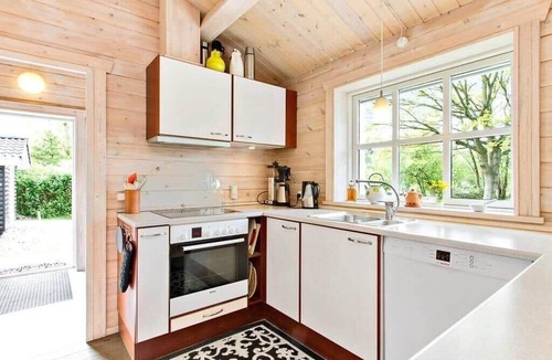 Stege House | 1310 Stege - Æblerosevej 7