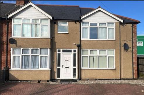 Cowley Apartment | 133 Home