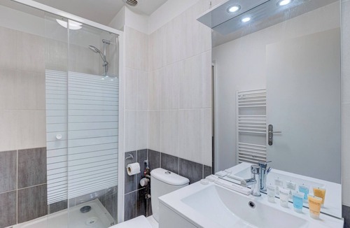 Bagnolet Apartment | 133 Lovely Suite - Charming Apartment in Bagnolet
