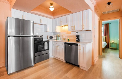Bay Esplanade Apartment | 133 · ☀Pool✔ Kitchen✔ Beach✔ Self Checkin✔ Free Parking✔