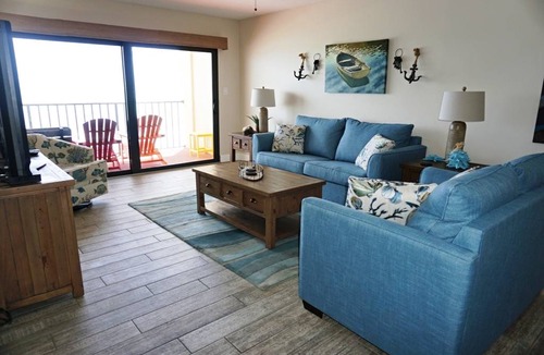 Madeira Beach Condo | 134 m² Condo ∙ 3 bedrooms ∙ 8 guests