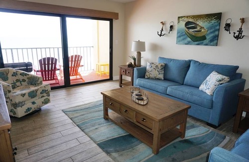 Madeira Beach Condo | 134 m² Condo ∙ 3 bedrooms ∙ 8 guests