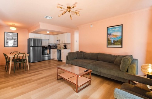 Bay Esplanade Apartment | 139 · ☀Pool✔ Kitchen✔ Beach✔ Self Checkin✔ Free Parking✔