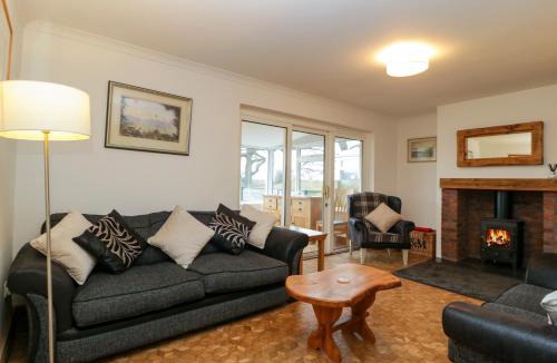 Lydney House | 14 Birchwood Road