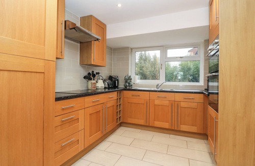 Lydney Cottage | 14 Birchwood Road