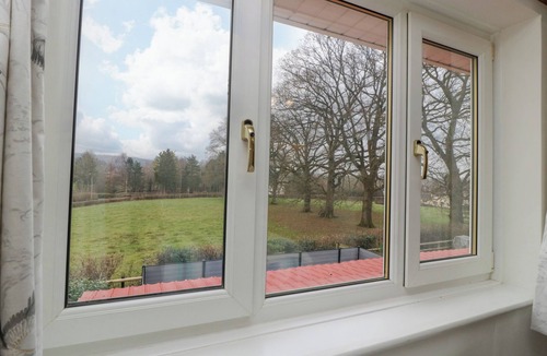 Lydney Cottage | 14 Birchwood Road