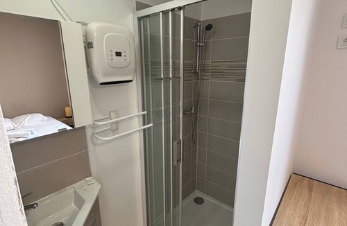 Reims Apartment | 14 Concorde - Three Bedroom Apartment, Sleeps 6