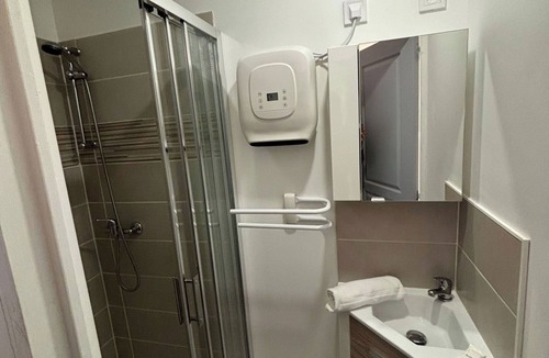 Reims Apartment | 14 Concorde - Three Bedroom Apartment, Sleeps 6