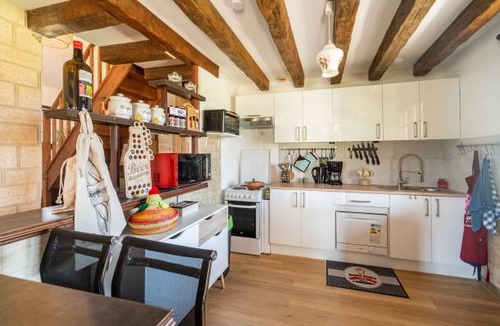 Torce-Viviers- en-Charnie House | 140 m² House ∙ 4 bedrooms ∙ 5 guests