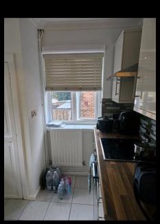 Greenhithe House | 14 london road