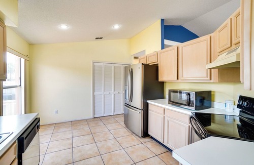 Meadow Woods House | 14 Mi to Universal Studios: Central Orlando Home