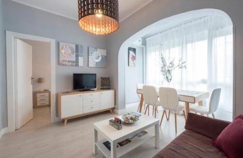 Moscardo Apartment | 14 Mirasierras