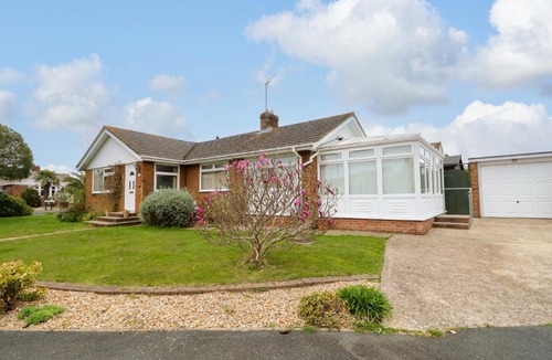 Nettlestone House | 14 Orchard Road