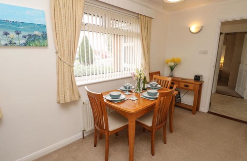 Nettlestone House | 14 Orchard Road