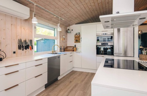 Lyngsbæk Strand House | 14 person holiday home in Ebeltoft-By Traum