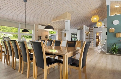 Lyngsbæk Strand House | 14 person holiday home in Ebeltoft-By Traum