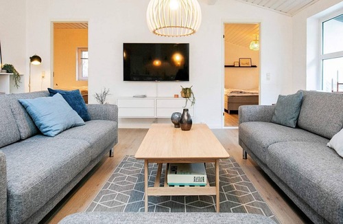 Nordost House | 14 person holiday home in Sæby