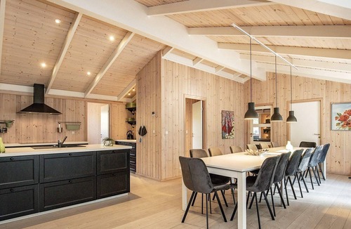 Nordost House | 14 person holiday home in Sæby