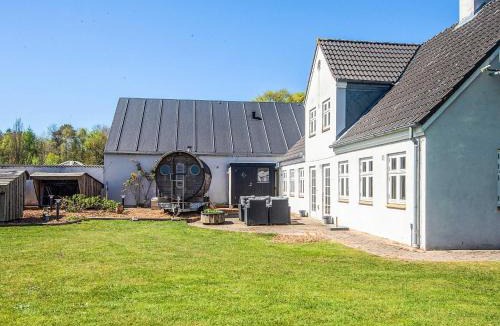 Favrlund House | 14 person holiday home in Ribe