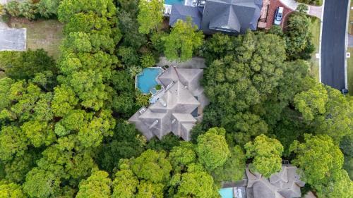 Vanderhorst Plantation House | 14 Royal Beach Drive