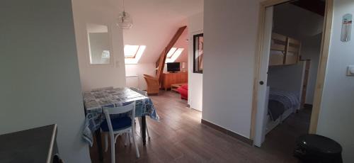 Ploneour-Lanvern Apartment | 14 Ter Les Gîtes Bigoudens