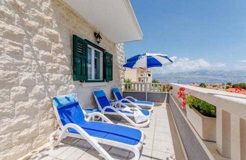 Postira Apartment | 140 m² Apartment ∙ 3 bedrooms ∙ 6 guests