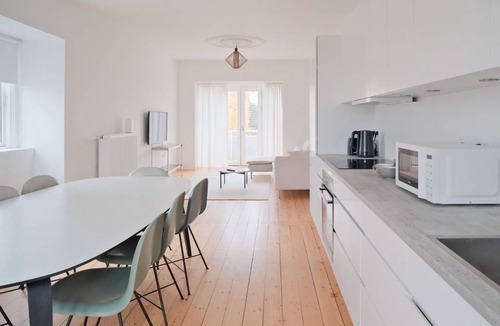 Hellerup Apartment | 140 m² Apartment ∙ 4 bedrooms ∙ 6 guests