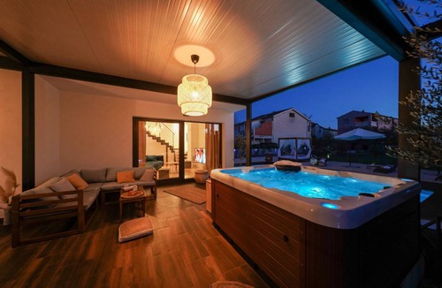 Sukosan Villa | 140 m² Villa ∙ 4 bedrooms ∙ 8 guests