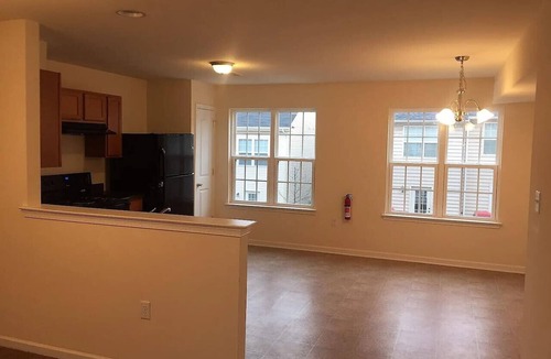 Pottstown House | 141 S Charlotte St, Pottstown