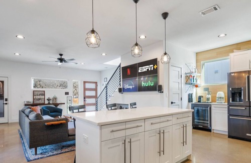 East MLK Apartment | 1418 Fort Branch #1x