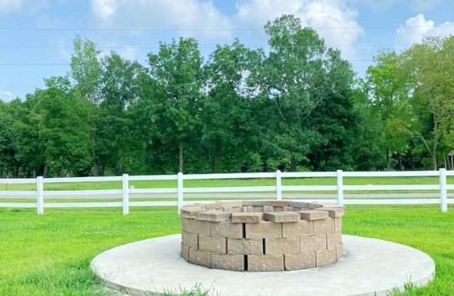 Flatwoods RV Rental | 142B TRI-STAR TRAVELS SITE 17