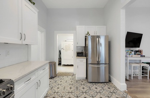 Springfield House | 1430- Sweet Dreams, Single Level, Arenas 1 Mile, Pet & Kid Friendly, Sleeps 9