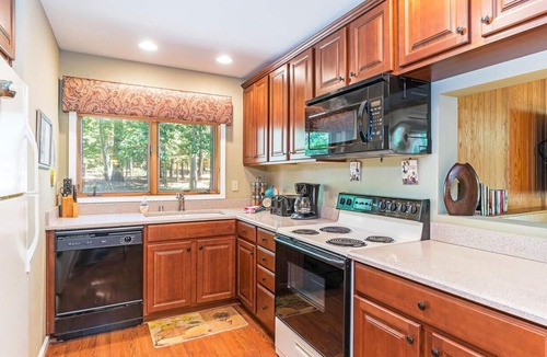 Incline Village Condo | 144 Village Blvd. #39