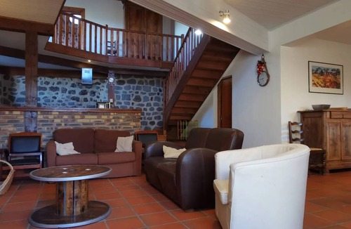 Arsac-en-Velay House | 145 m² House ∙ 3 bedrooms ∙ 8 guests