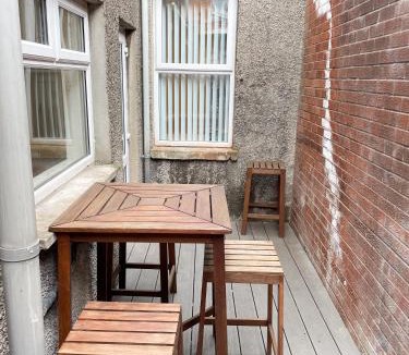 Bromley South House | 147 knapp road house