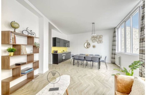 Montmartre Apartment | 147 m² Apartment ∙ 3 bedrooms ∙ 8 guests