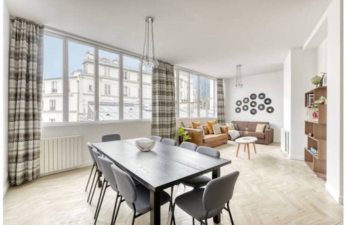 Montmartre Apartment | 147 m² Apartment ∙ 3 bedrooms ∙ 8 guests