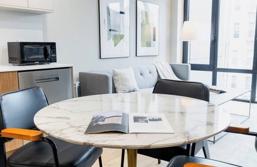 Greenpoint Apartment | 149 Green Street