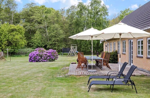Oster Somarken House | 1497 Aakirkeby - Strandvejen 8