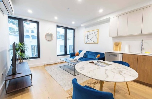 Greenpoint Apartment | 149BK-202 New Condo 1BR in Prime Greenpoint