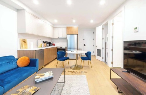 Greenpoint Apartment | 149BK-202 New Condo 1BR in Prime Greenpoint