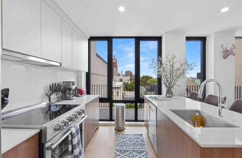 Greenpoint House | 149BK-601 NEW PH 2BR-2Bath Private Rooftop W D