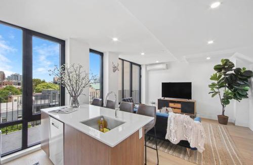 Greenpoint House | 149BK-601 NEW PH 2BR-2Bath Private Rooftop W D